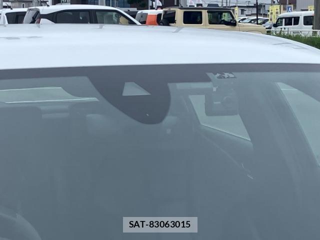 Audi RS3 SPORTBACK 2018-07 8740655-8