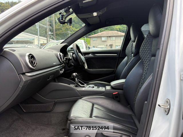 Audi RS3 SPORTBACK 2015-11 8883324-10