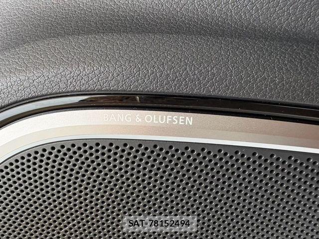 Audi RS3 SPORTBACK 2015-11 8883324-29
