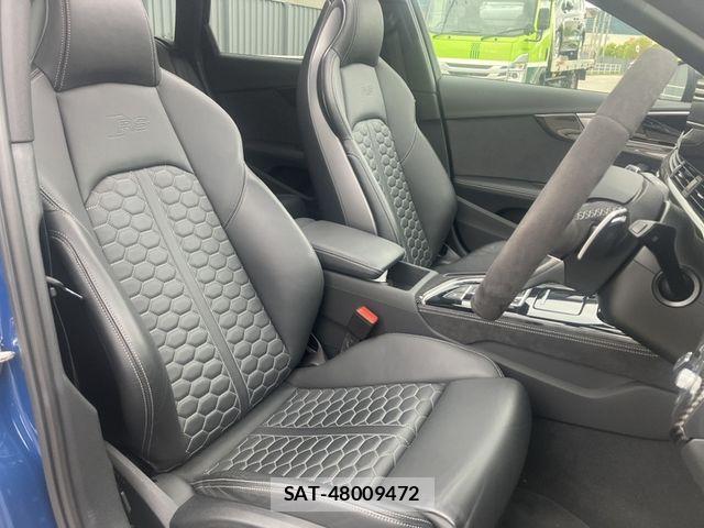 Audi RS4 2023-05 7020048-10