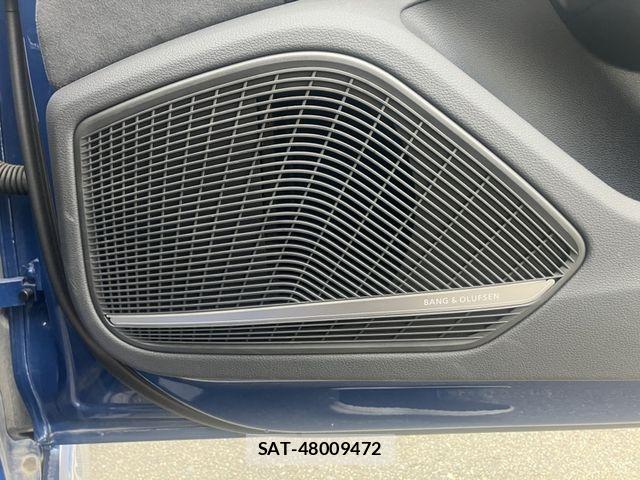 Audi RS4 2023-05 7020048-11
