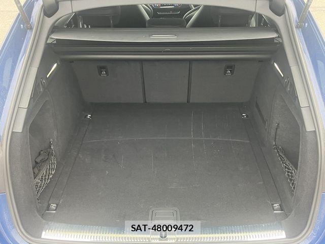 Audi RS4 2023-05 7020048-13