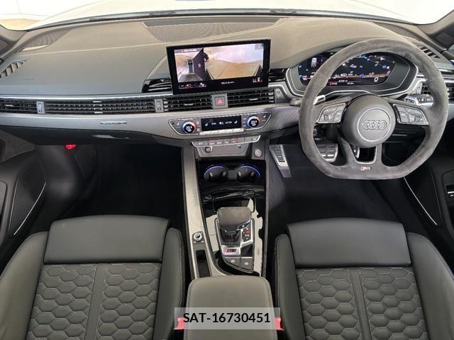Audi RS4 2023-06 7391408-10