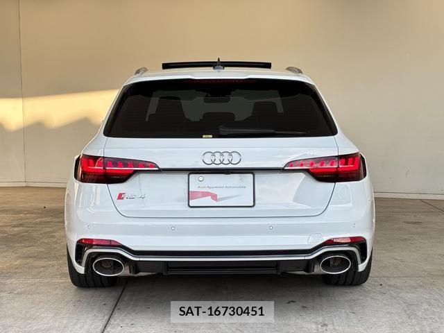 Audi RS4 2023-06 7391408-19