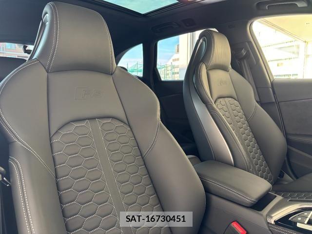 Audi RS4 2023-06 7391408-3