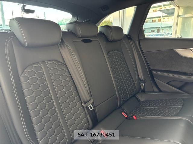 Audi RS4 2023-06 7391408-4