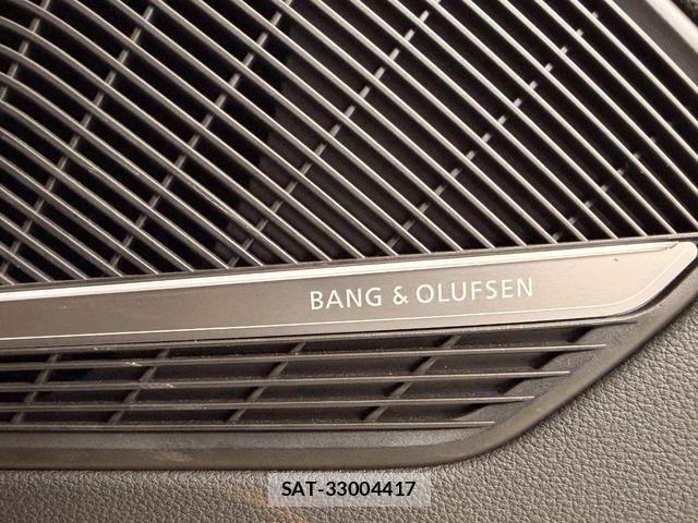 Audi RS4 2022-03 7721005-8