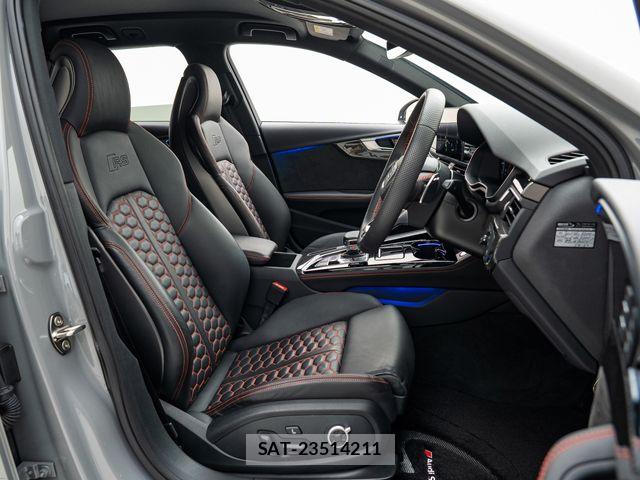 Audi RS4 2021-04 8129078-15