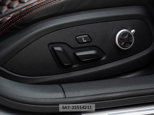 Audi RS4 2021-04 8129078-16
