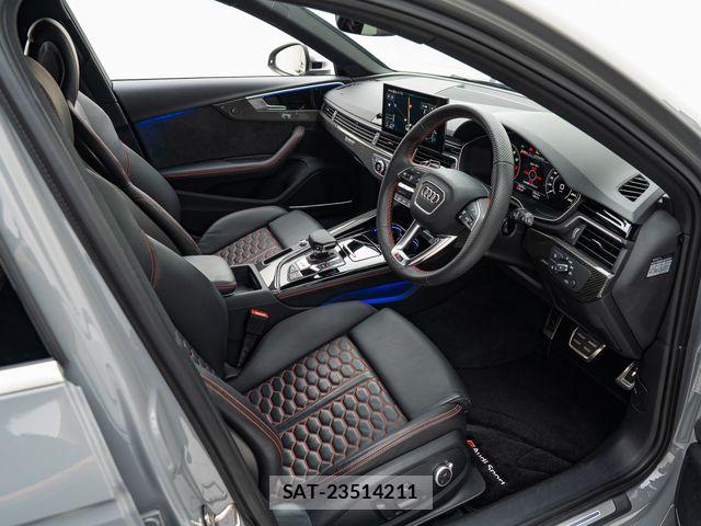 Audi RS4 2021-04 8129078-21