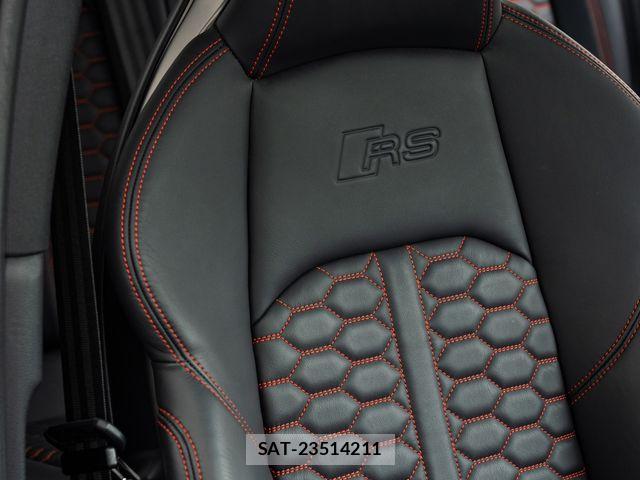 Audi RS4 2021-04 8129078-2