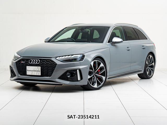 Audi RS4 2021-04 8129078-6