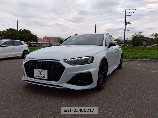 Audi RS4 2021-04 8145500-0