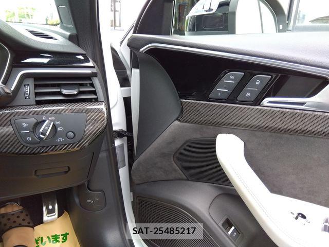 Audi RS4 2021-04 8145500-17