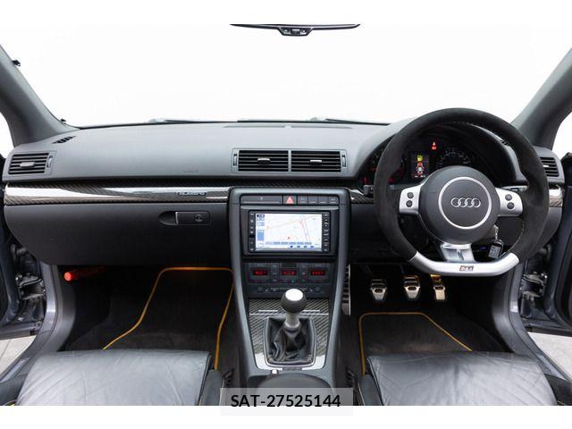 Audi RS4 2007-07 8244659-1