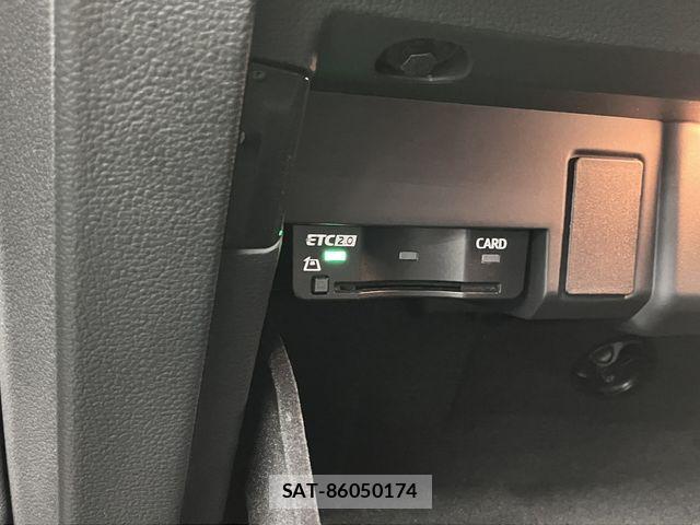 Audi RS4 2019-09 8740656-21