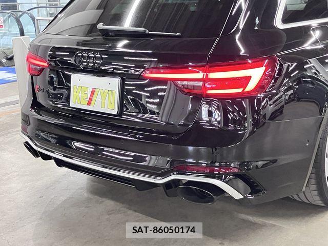 Audi RS4 2019-09 8740656-26