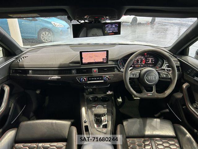 Audi RS4 2019-08 8883327-9