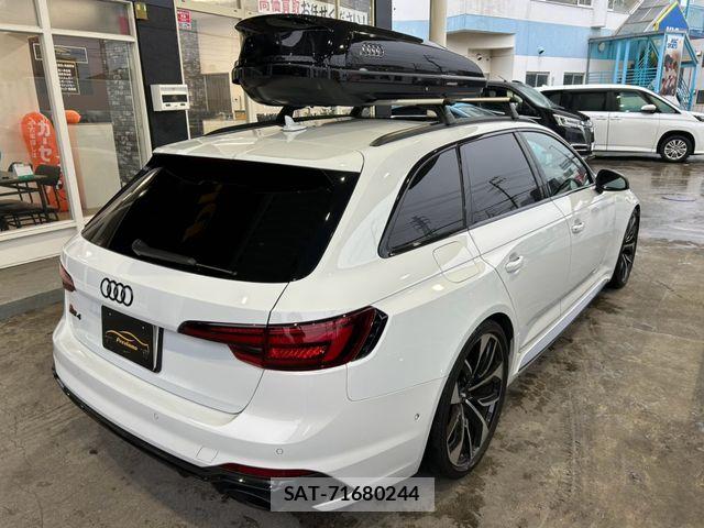 Audi RS4 2019-08 8883327-4