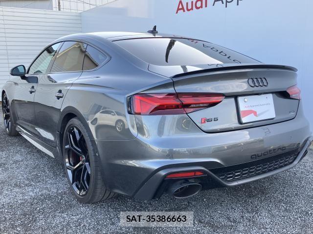 Audi RS5 2023-12 6715679-9