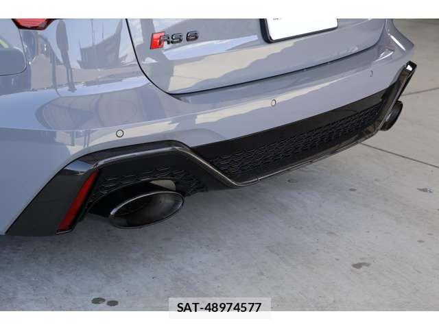 Audi RS6 2022-06 6641275-12