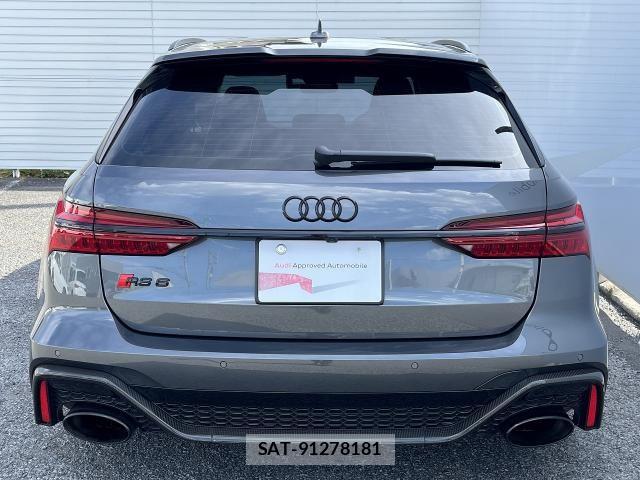 Audi RS6 2022-01 6813849-17