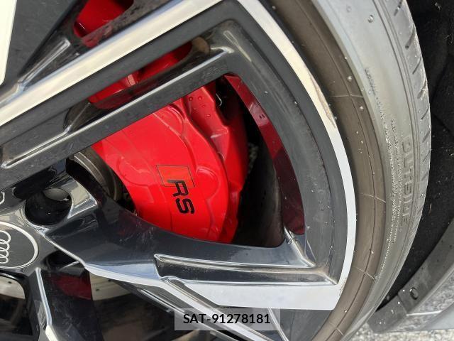Audi RS6 2022-01 6813849-21