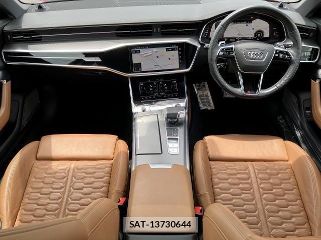 Audi RS6 2021-09 7875372-1