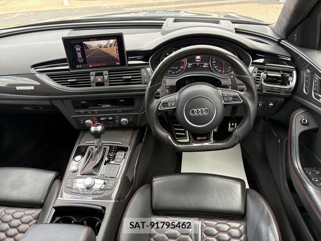 Audi RS6 2017-04 8206422-1