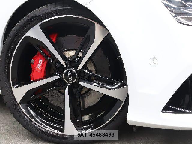 Audi RS7 2015-05 4587171-5