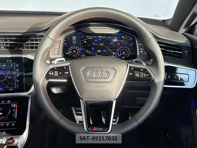 Audi RS7 2025-03 7391411-11