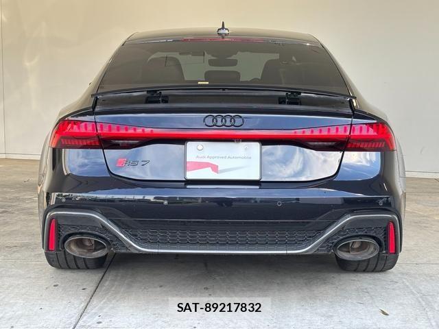 Audi RS7 2025-03 7391411-15