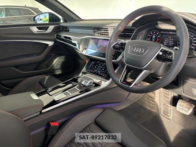 Audi RS7 2025-03 7391411-1
