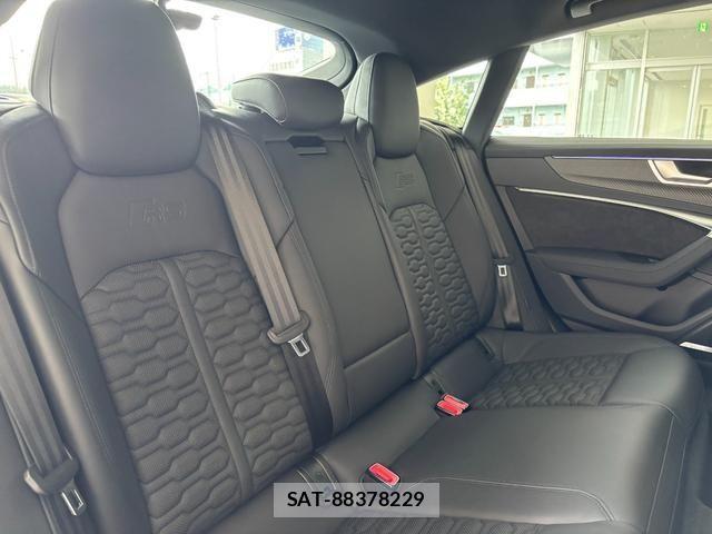 Audi RS7 2021-10 7615104-4