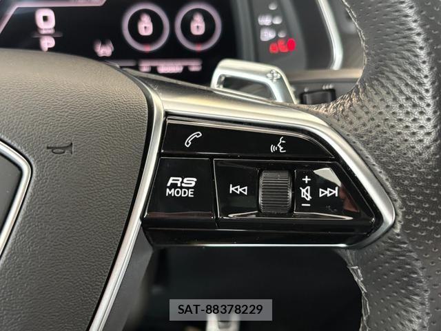 Audi RS7 2021-10 7615104-8