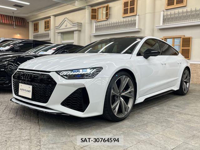 Audi RS7 2023-06 8206423-9