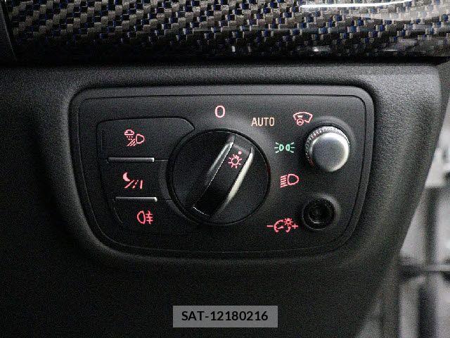 Audi RS7 2018-04 8740658-11