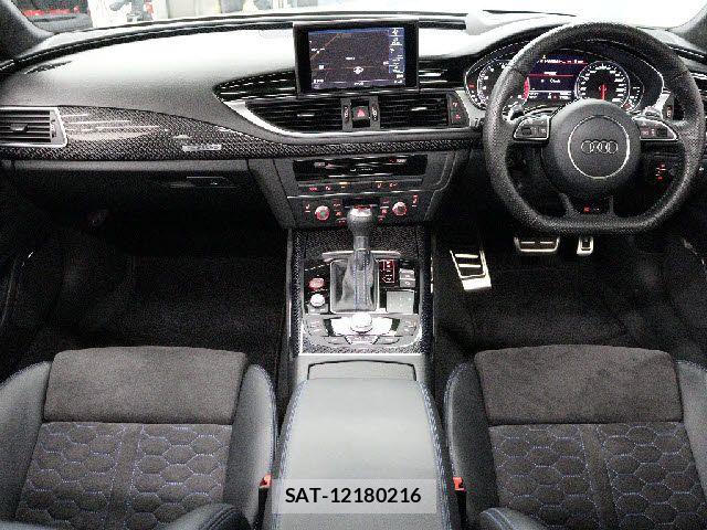 Audi RS7 2018-04 8740658-1