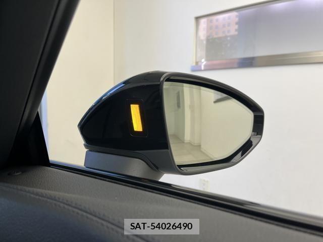 Audi E-TRON 2025-05 6495051-11