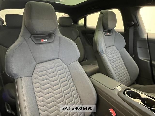 Audi E-TRON 2025-05 6495051-3