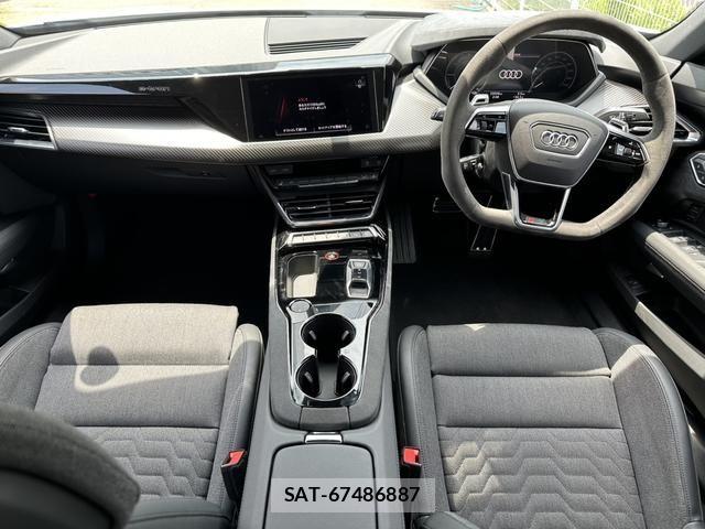 Audi E-TRON 2022-03 8313175-10