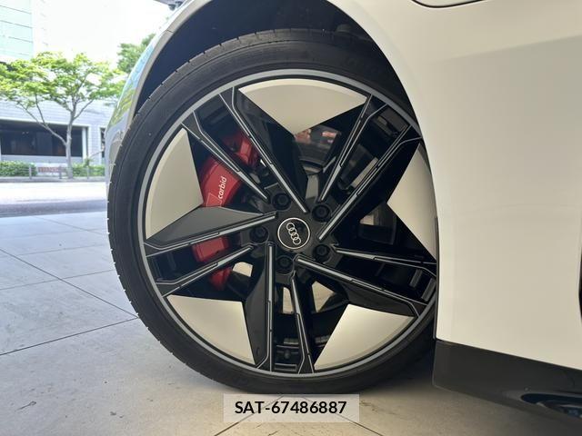 Audi E-TRON 2022-03 8313175-17