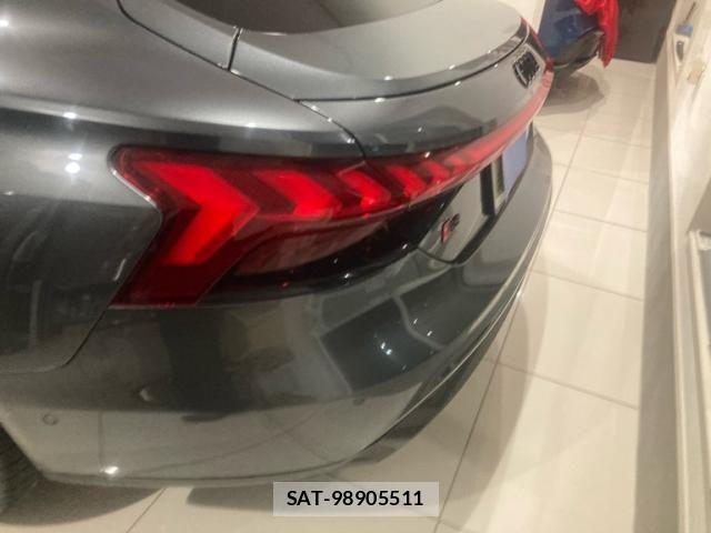 Audi E-TRON 2022-06 8625877-3