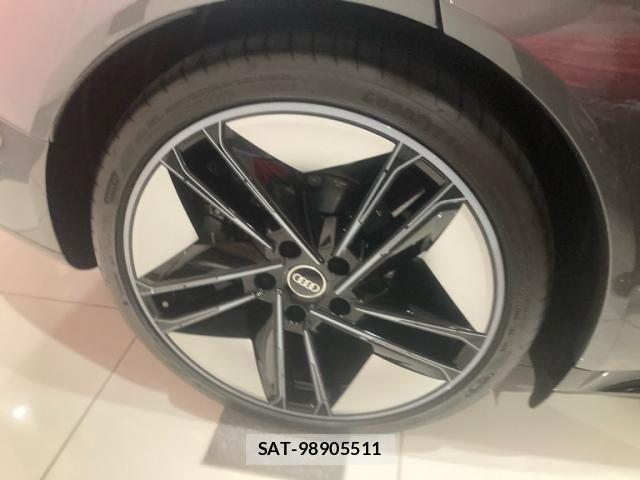 Audi E-TRON 2022-06 8625877-6