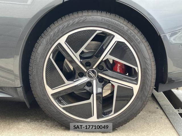 Audi E-TRON 2023-08 8740642-12