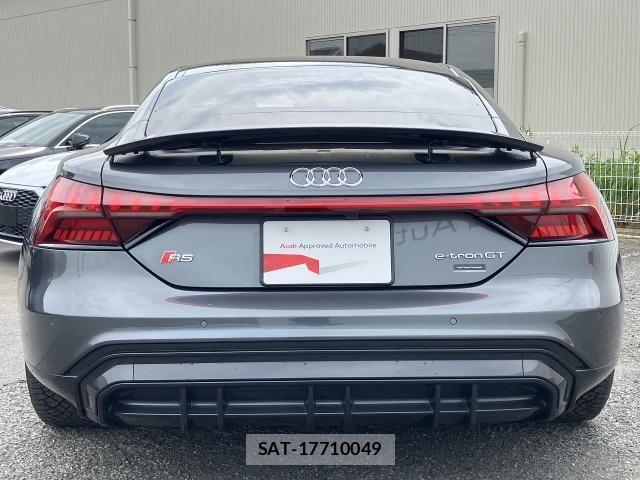 Audi E-TRON 2023-08 8740642-17
