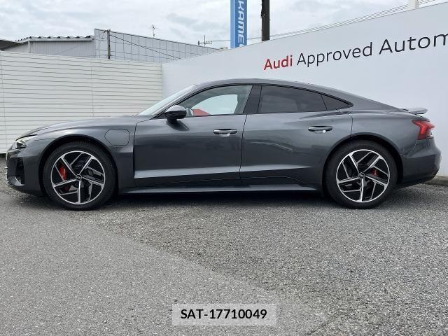 Audi E-TRON 2023-08 8740642-18