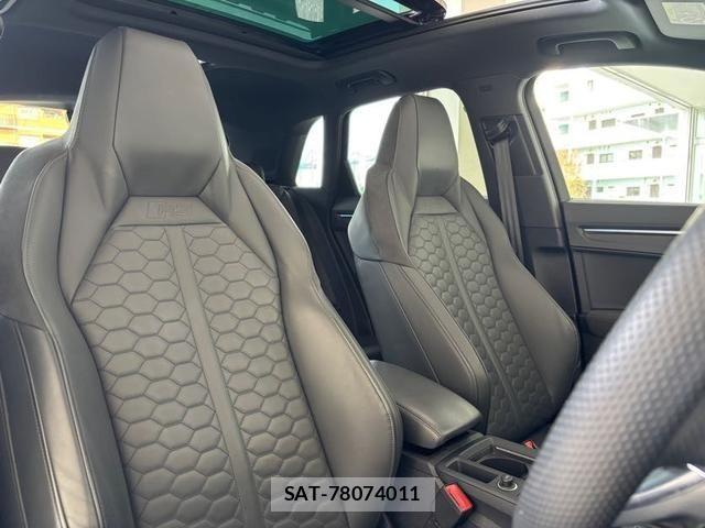 Audi RS Q3 2024-07 4108388-3
