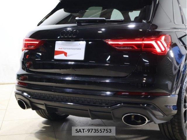 Audi RS Q3 2024-07 4930160-10