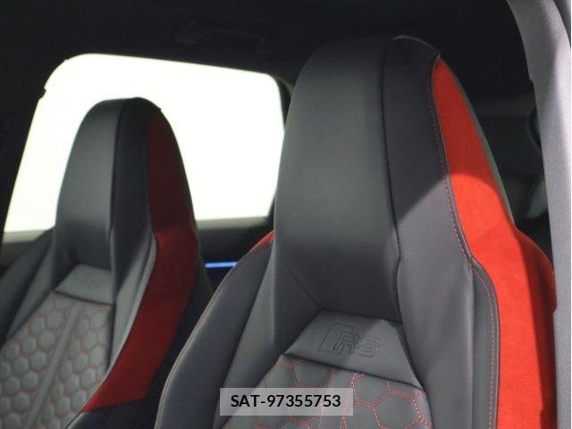 Audi RS Q3 2024-07 4930160-4